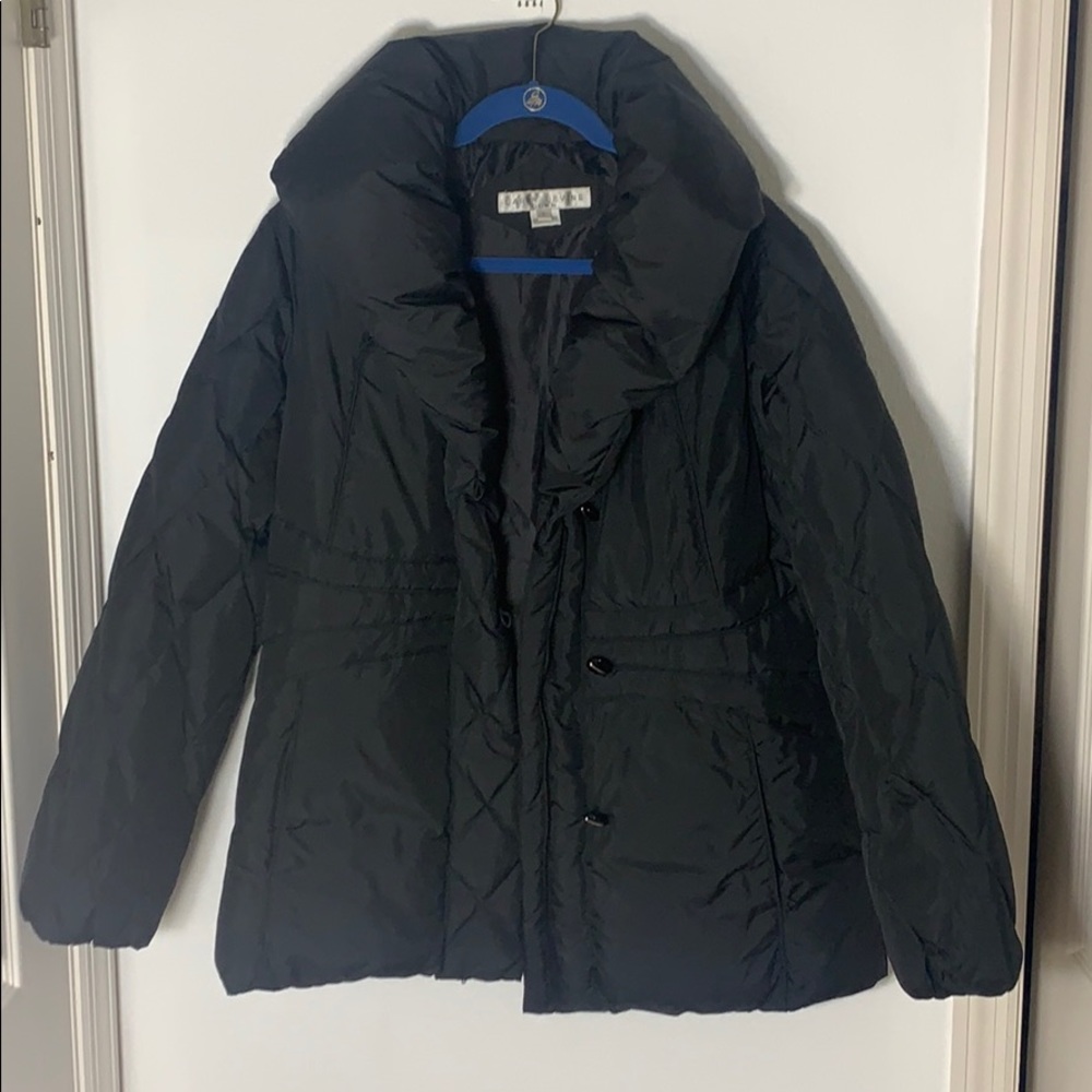 Larry Levine down coat size large black